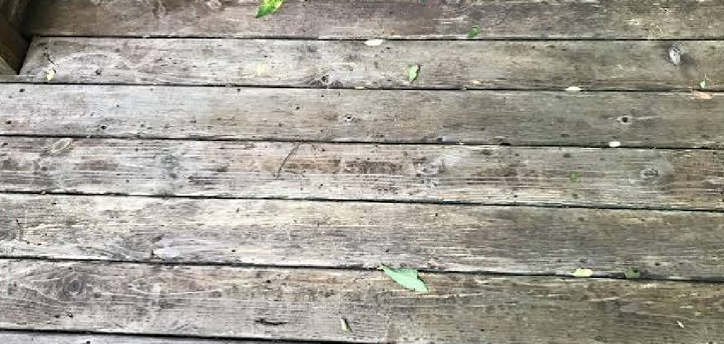 How to Clean Mildew From Wood Furniture