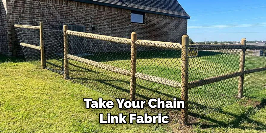 Take Your Chain
Link Fabric